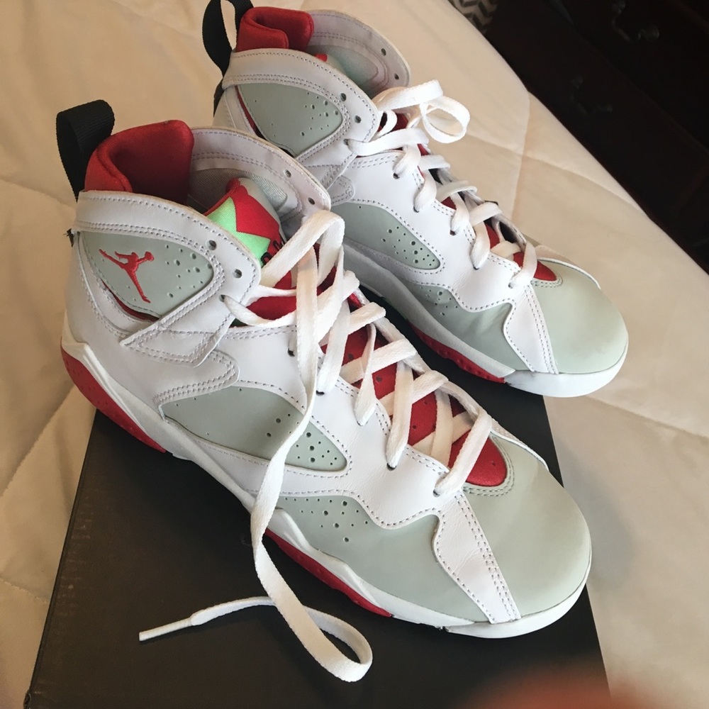 Jordan Retro 7 BG Hare 6Y/men's or 8 women's.